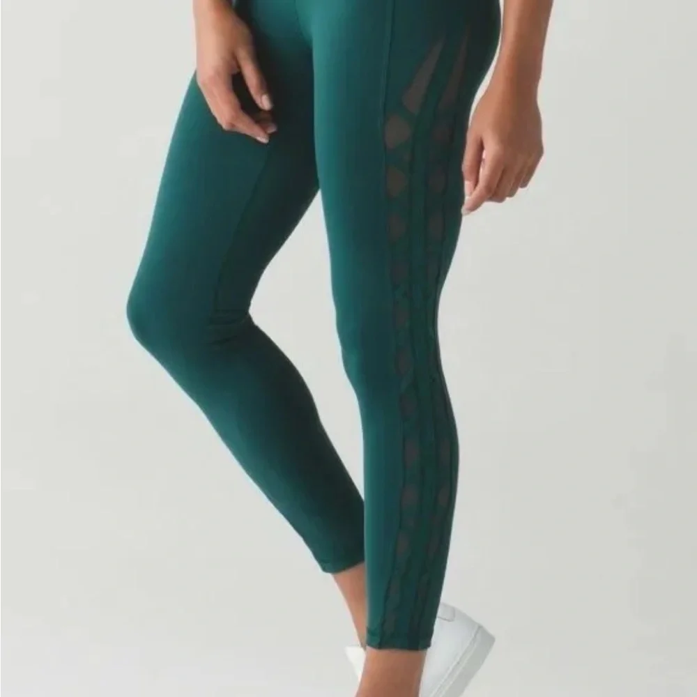 Lululemon Essential Rhythm Pant sz 6 - Picture 4 of 6